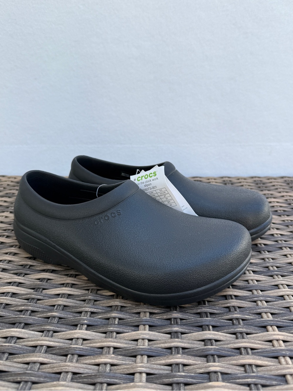 Crocs On The Clock Work Slip-On Clogs Black Men's 7 Women's 9 NWT